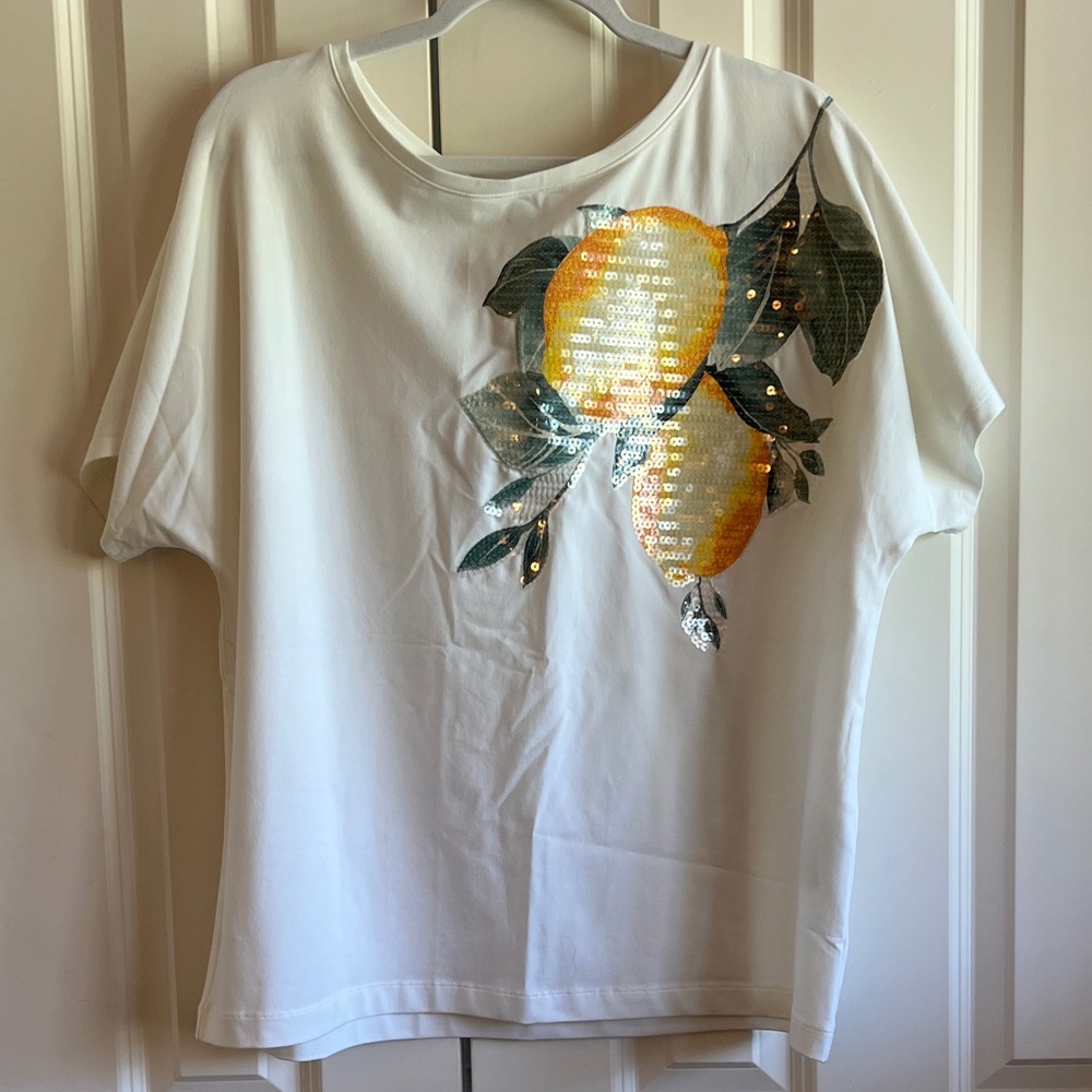 Chico's White Tee with Lemon Design